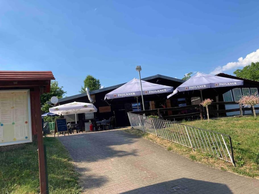 Sonnige Etagen-Wohnung, Alleinige Nutzung, Wasserbett Neunkirchen  Kültér fotó